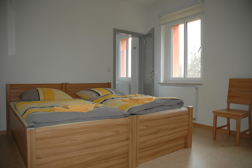 Sport Tourist Hostel Weißenfels Habitación foto
